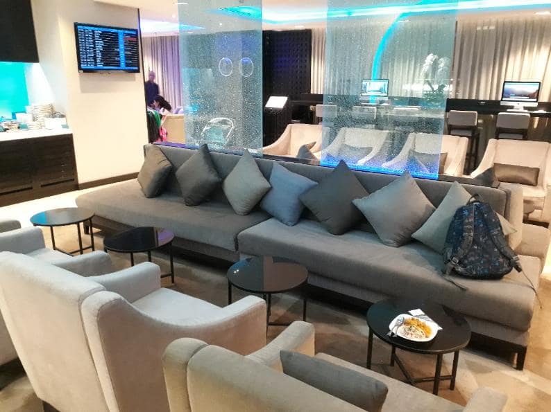 Oman First Class and Business Lounge