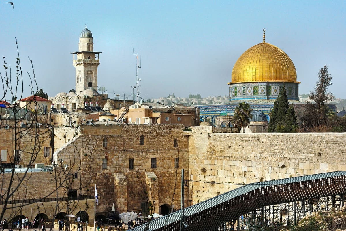 Klagemauer und Felsendom in Jerusalum