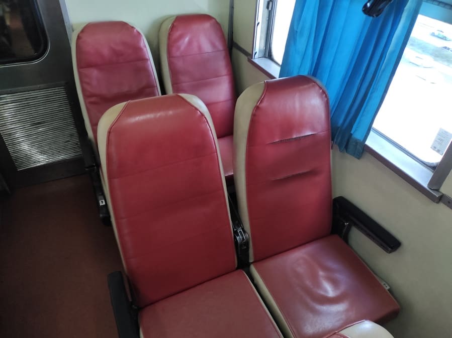 Zugfahren in Thailand: Rapid Train